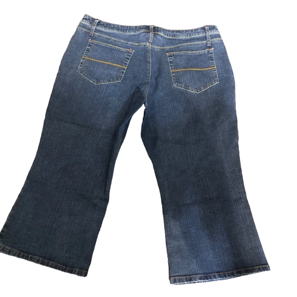 Vintage Carolina Blue Women's Denim Stretch Denim Capri Pants Size 18
